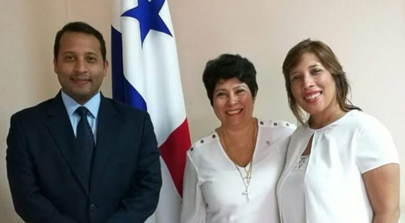 Almanza & Almanza visita Embajada Panamá en Trinidad y Tobago